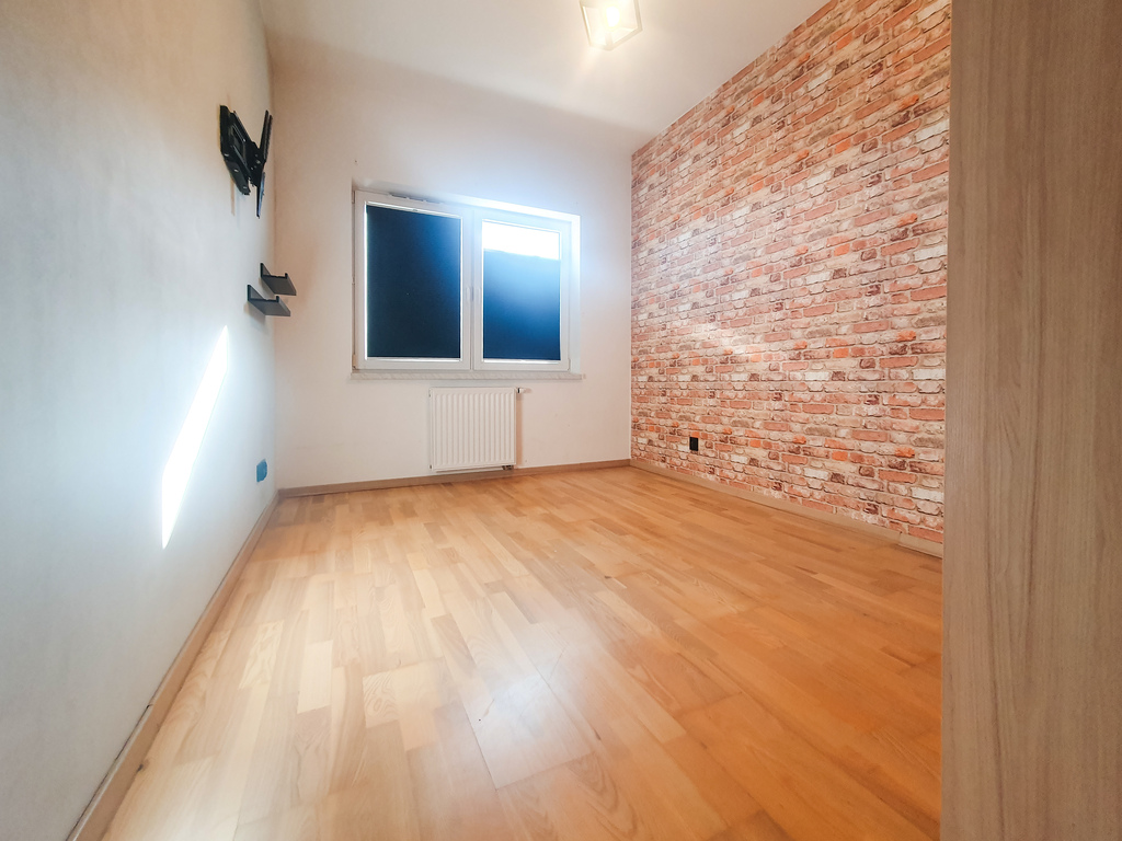 3 Pokoje Z Windą I Loggią – Ul. Hallera