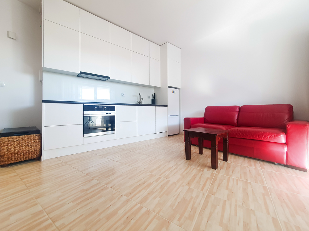 3 Pokoje Z Windą I Loggią – Ul. Hallera